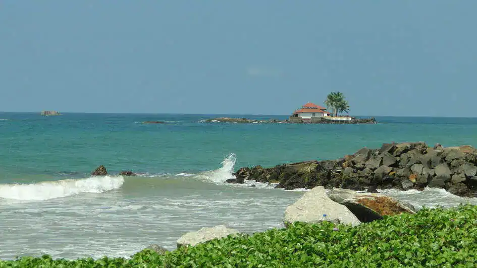 Seenigama Temple in Hikkaduwa