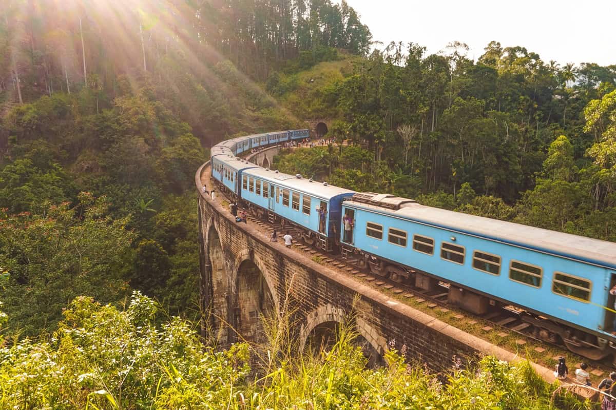 Is Sri Lanka Worth Visiting - Ella Train