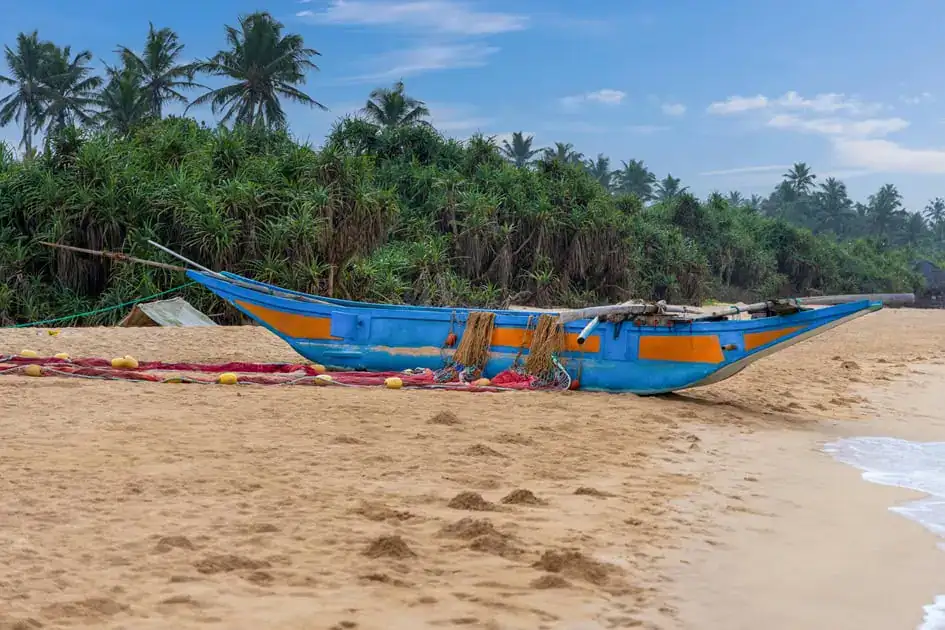 Traditional Fishing Boat - Bentota