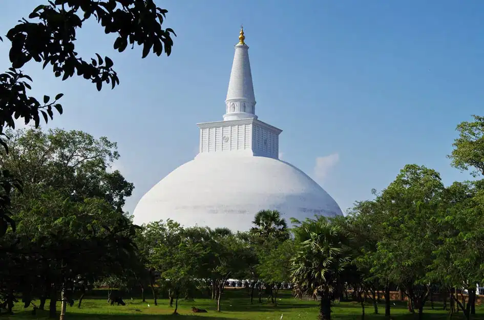 Ruwanweliseya Stupa - A Key Attraction in Anuradhapura