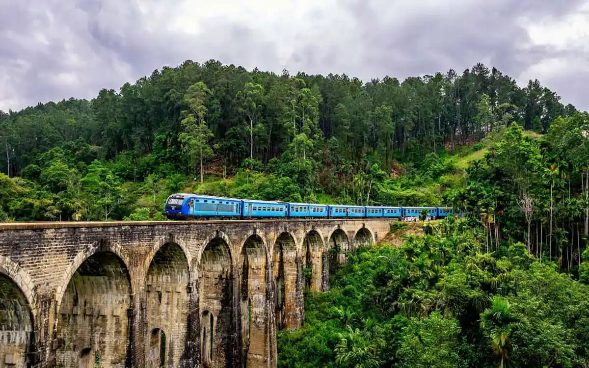 Kandy to Ella Train over the Nine Arches Bridge