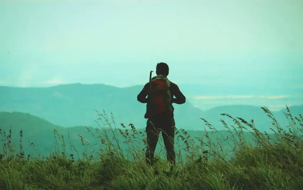 Hiking in Sri Lanka: 10 Trails That Take You Off the Beaten Path