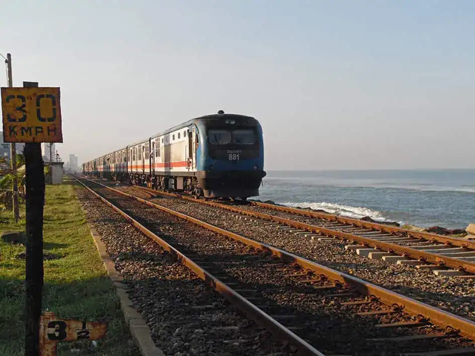 Along the Coastal Line - Scenic Train Rides