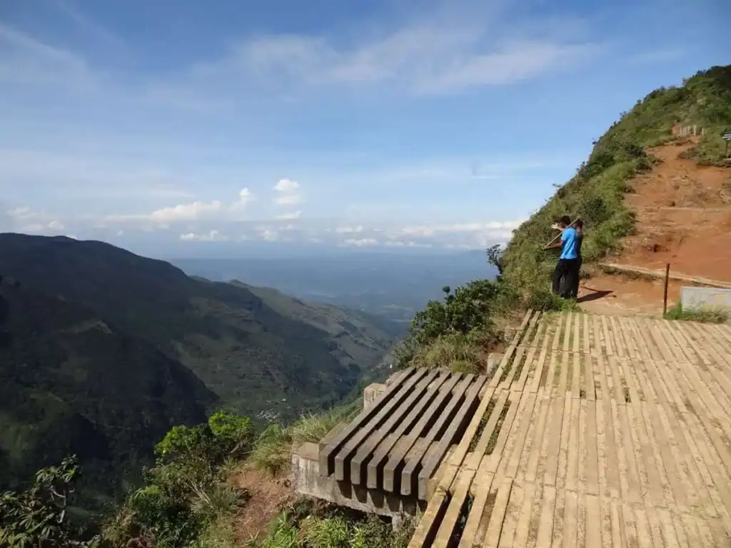 Horton Plains National Park: The Complete Traveller’s Guide to Sri Lanka’s High Mountain Plateau