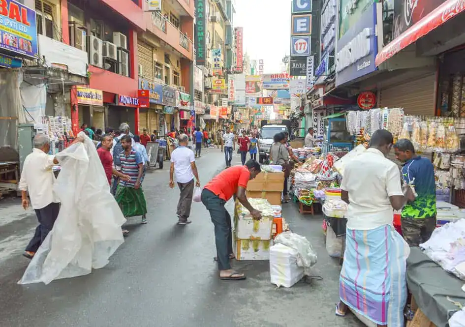 A Market Street in Pettah, Colombo - Markets in Sri Lanka
