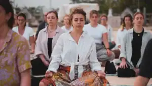 Meditating in Mahamevnawa Buddhist Monastery - Ella
