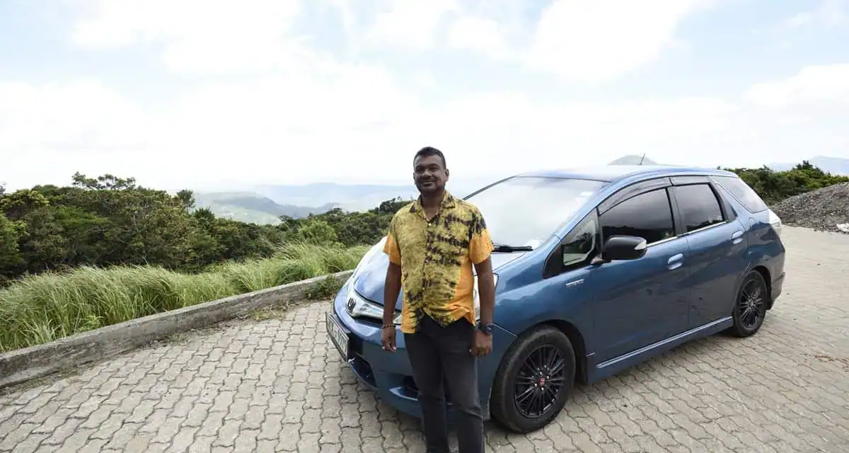Our Chauffeur Tourist Guide - Sri Lanka Tour 2026