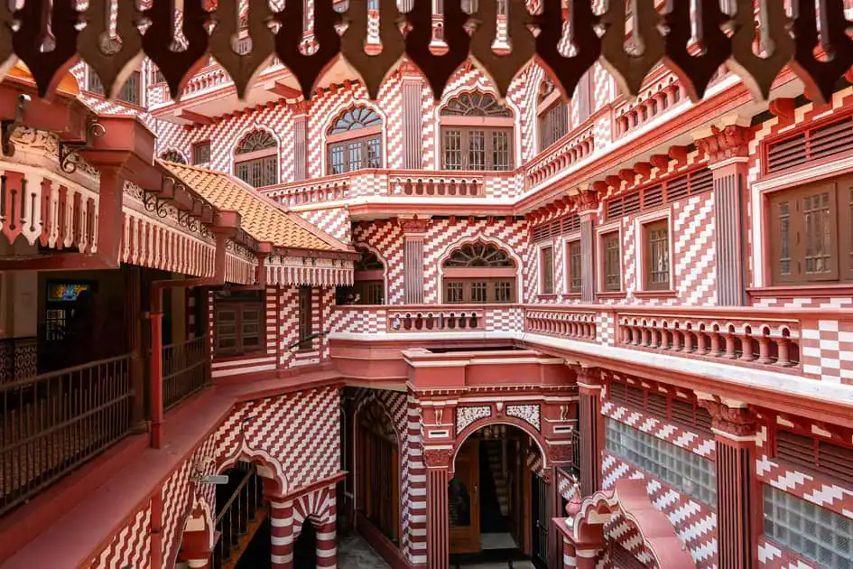 Jami Ul-Alfar Mosque (Red Mosque) - Colombo