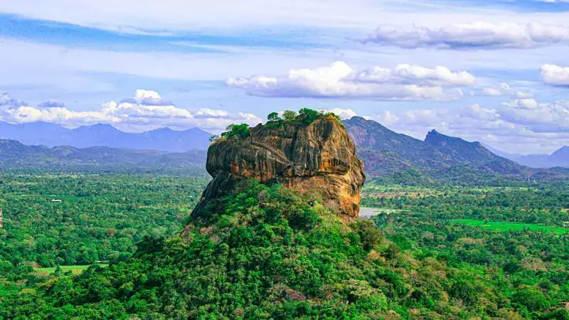 Sri Lanka itinerary through Sigiriya and the Cultural Triangle