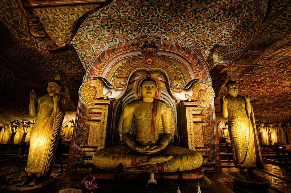 Statues and Murals in Dambulla Cave Temple