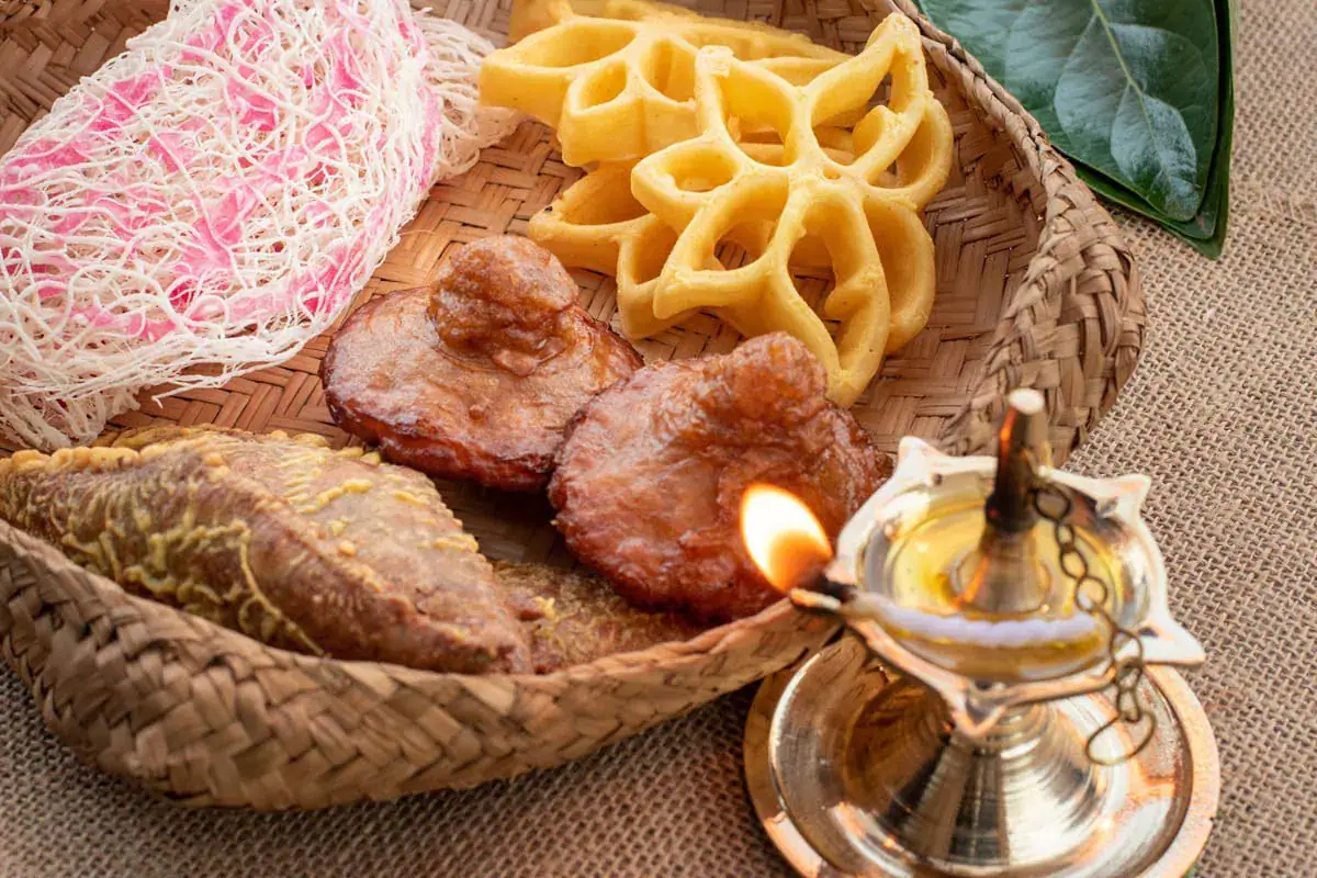 Traditional Sri Lankan foods and local dishes