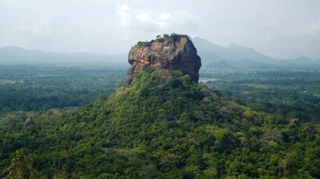 12-Day Sri Lanka Cultural Itinerary: Ancient Kingdoms & Living Traditions